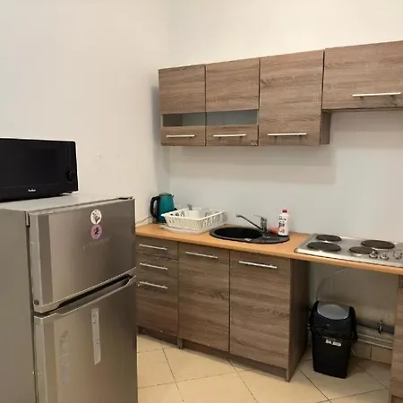 Golebia بوزنان