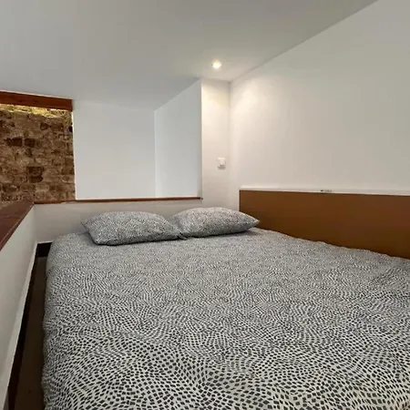 Golebia شقة بوزنان